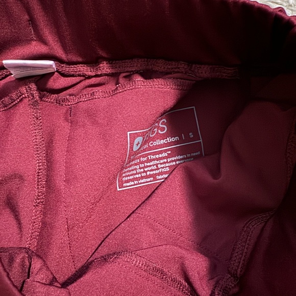 Maroon Figs Joggers - Picture 3 of 3